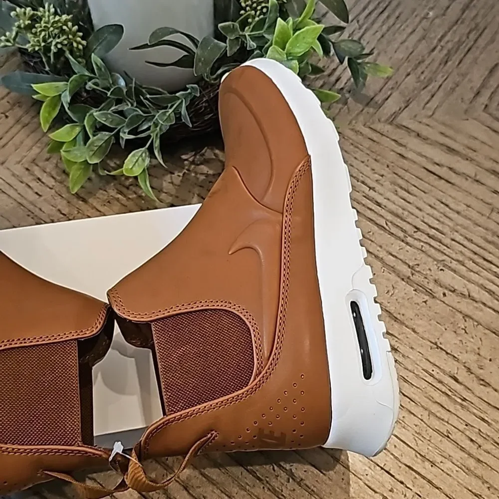 Nike Air Max NEW size 7 NWOT brown leather